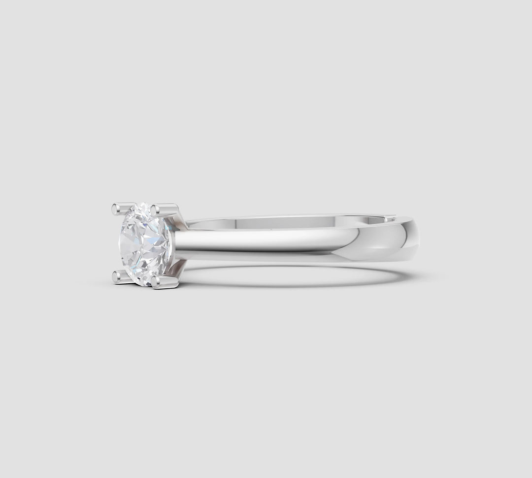 Eterna Solitaire Ring
