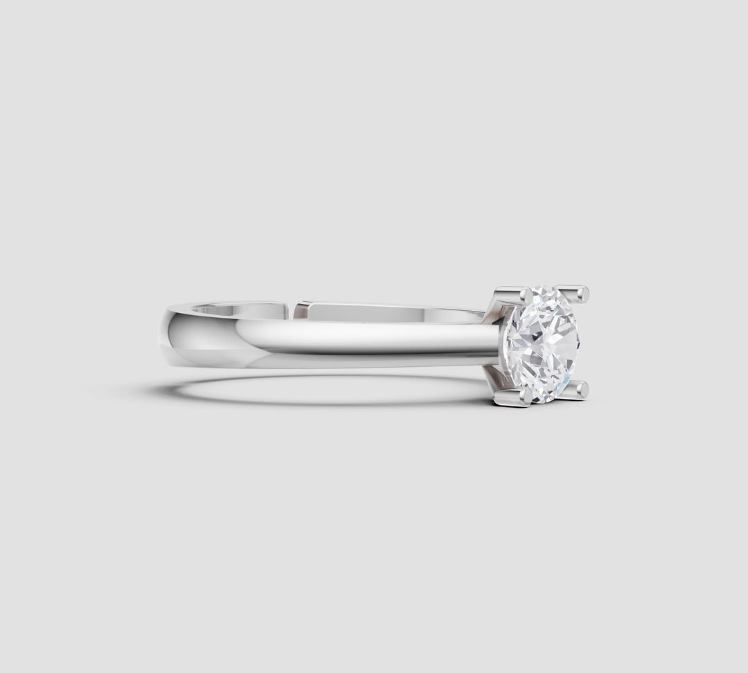 Eterna Solitaire Ring