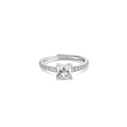 Sparkling Regal Ring